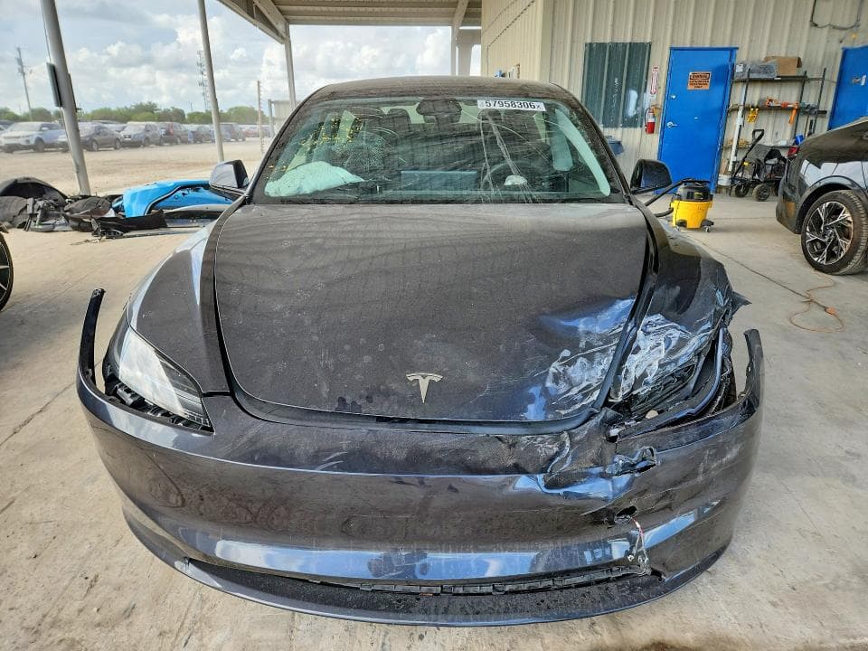 2025 TESLA MODEL 3 5