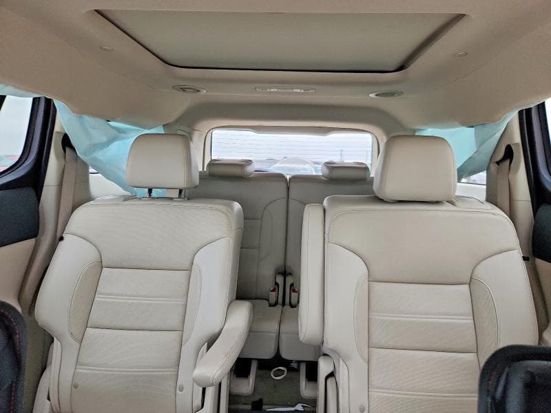 2020 GMC ACADIA DENALI 10