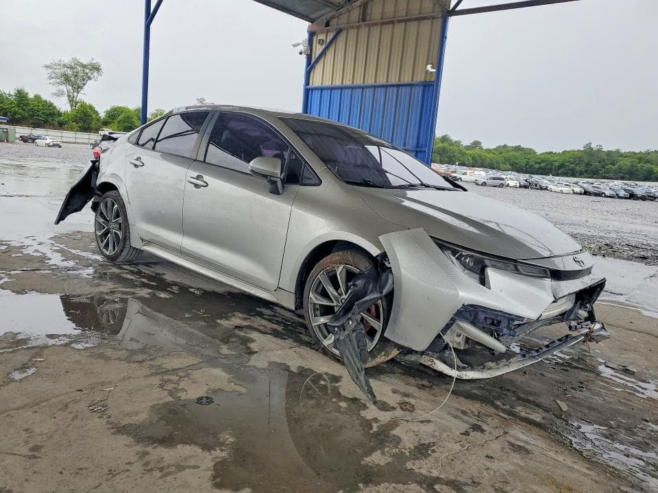 2020 TOYOTA COROLLA SE 4