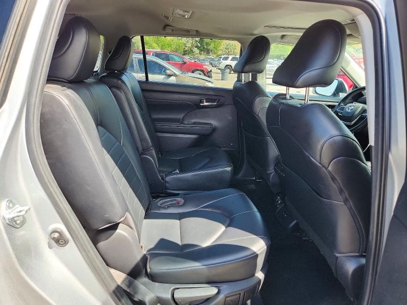 2022 TOYOTA HIGHLANDER XLE XLE 11