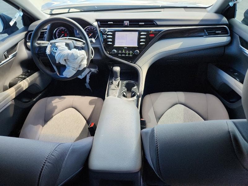 2020 TOYOTA CAMRY LE LE 8