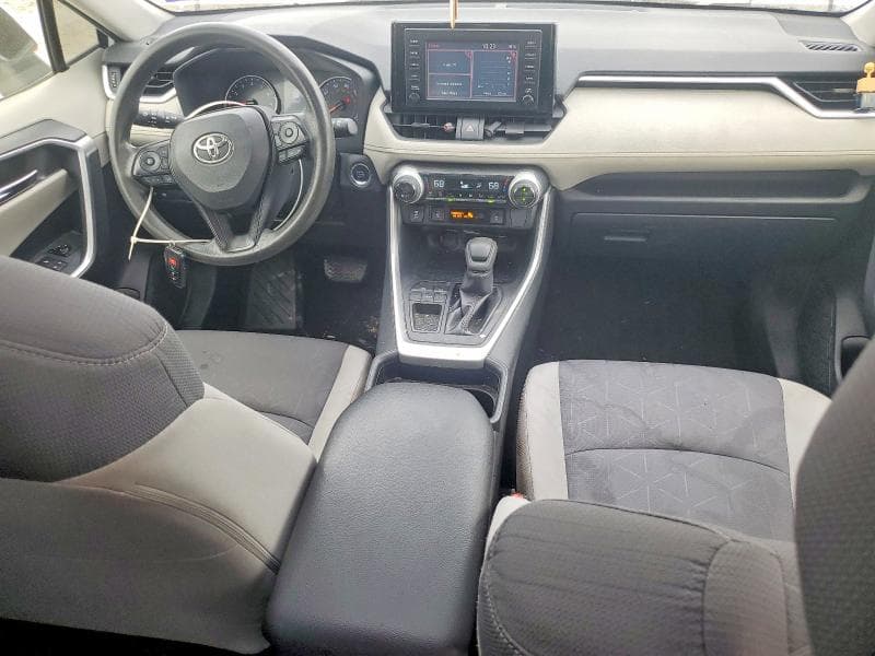 2019 TOYOTA RAV4 XLE XLE 8