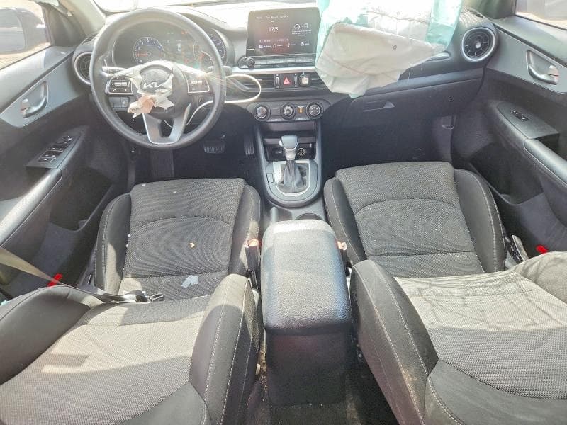 2022 KIA FORTE 8
