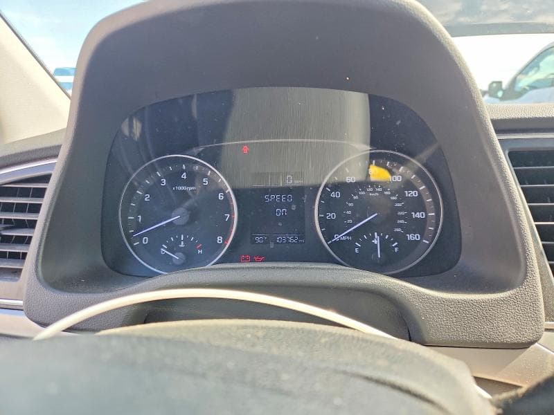 2017 HYUNDAI ELANTRA SE SE 9