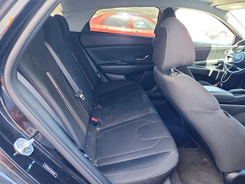 2021 HYUNDAI ELANTRA SEL 10