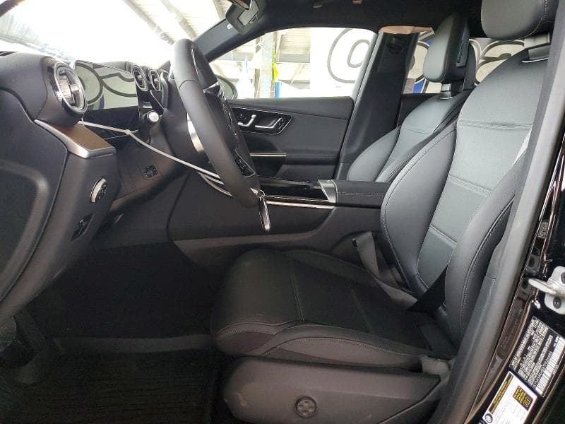 2026 MERCEDES-BENZ GLC 300 4MATIC 7