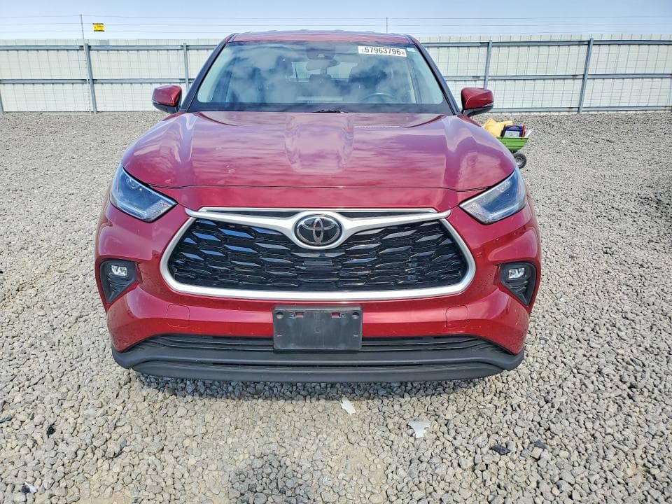 2021 TOYOTA HIGHLANDER LE 5