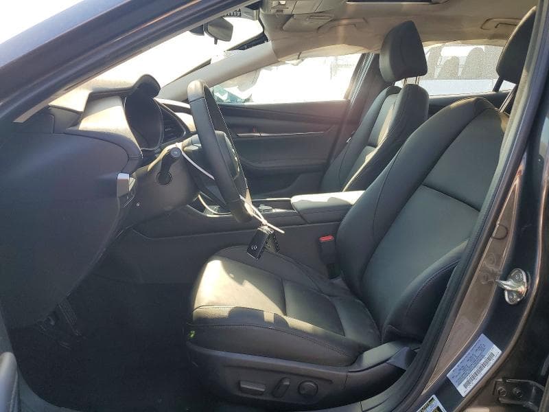 2026 MAZDA 3 PREFERRED PREFERRED 8