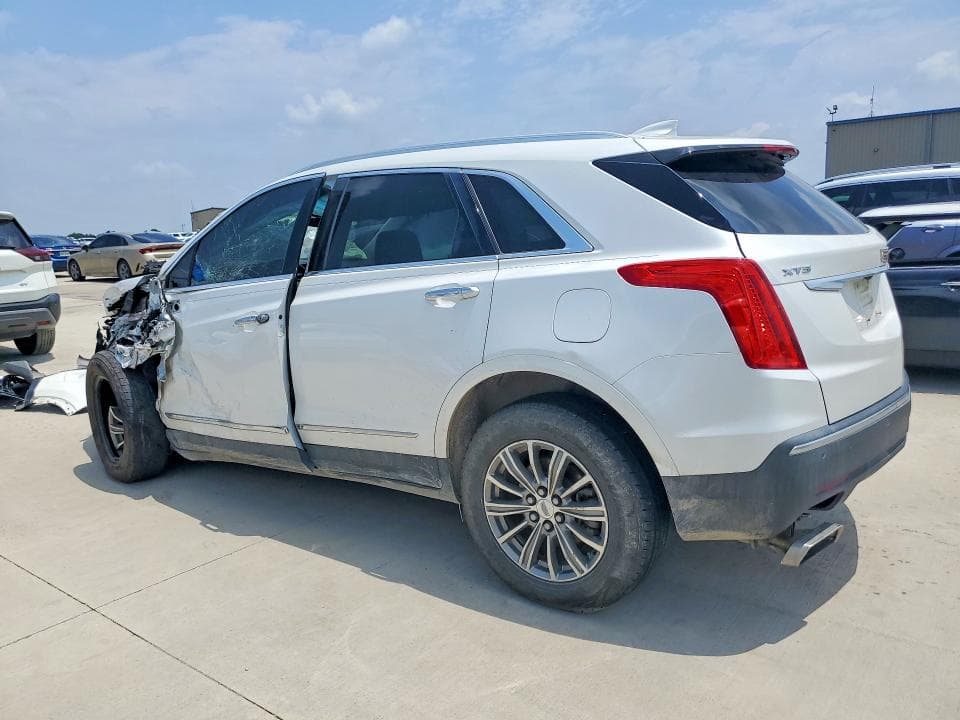 2017 CADILLAC XT5 LUXURY 2