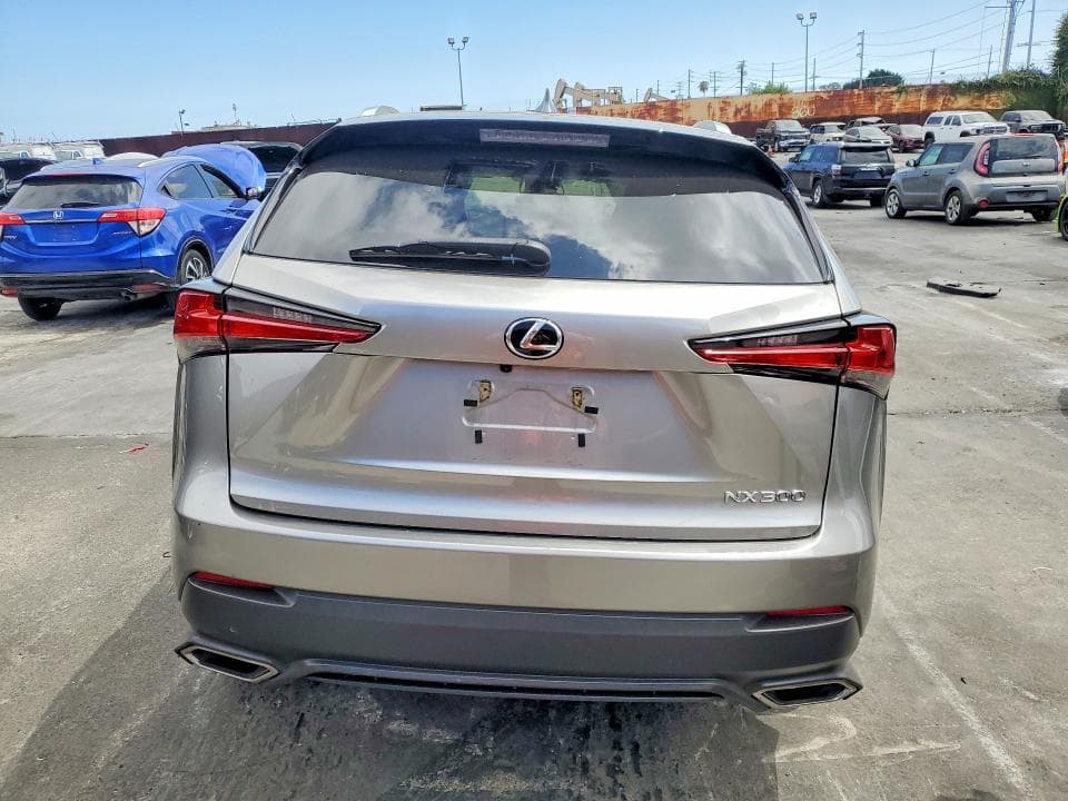 2021 LEXUS NX 300 BASE 6