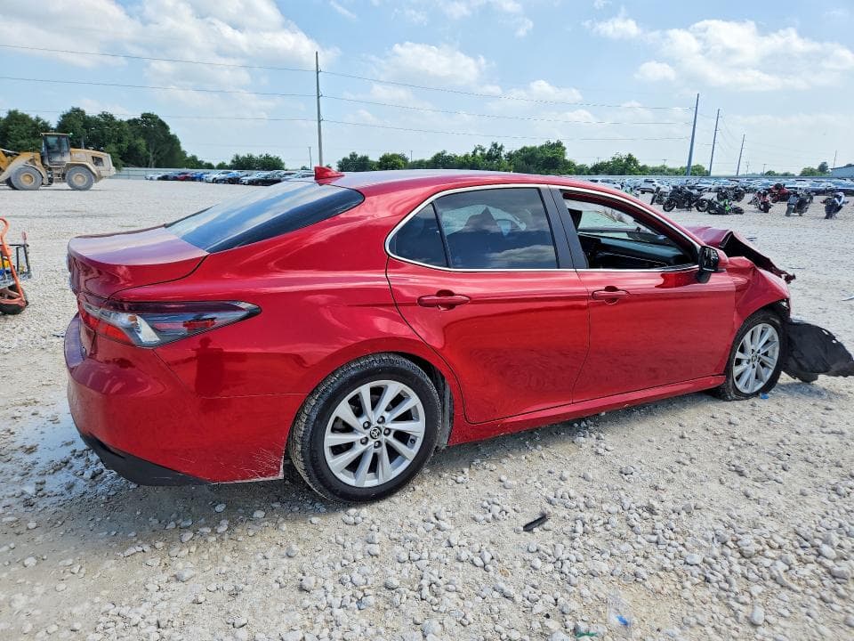 2024 TOYOTA CAMRY LE 3