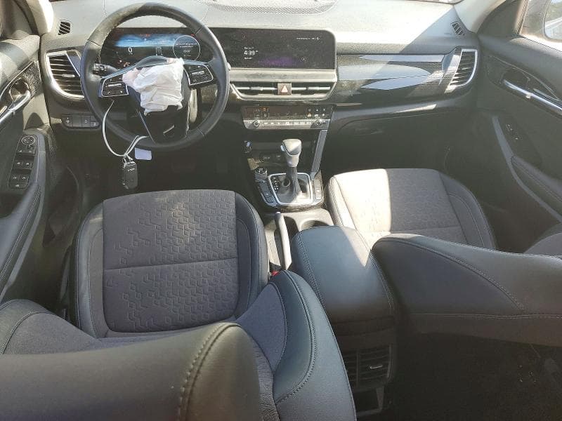 2024 KIA SELTOS S 8