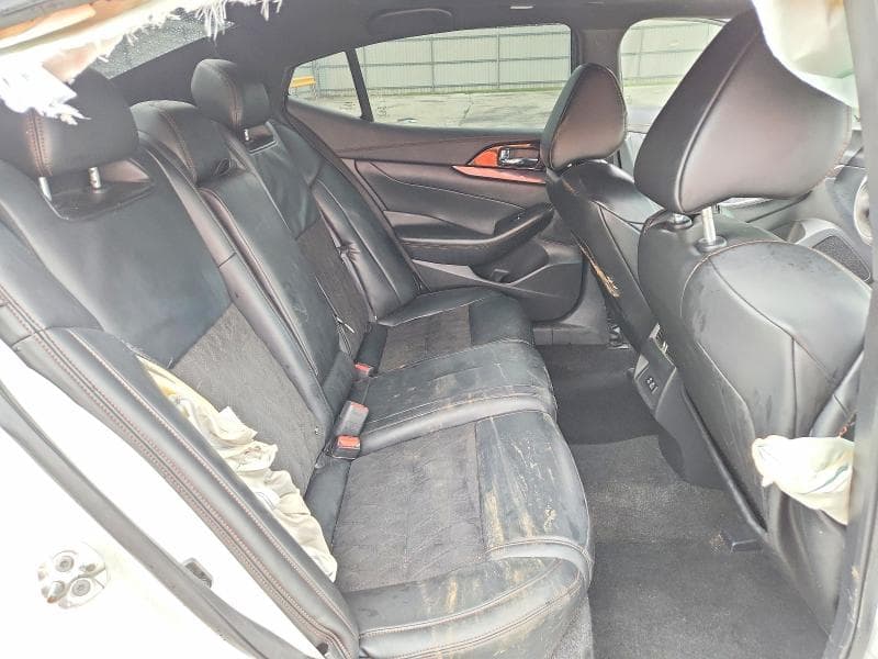 2021 NISSAN MAXIMA SR SR 10