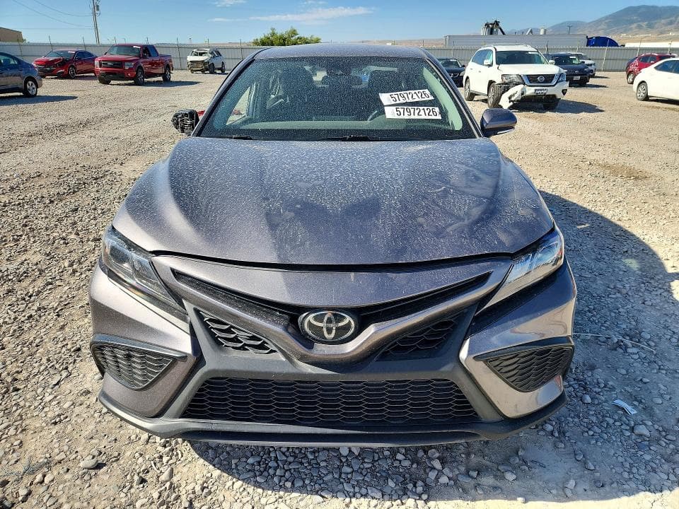 2022 TOYOTA CAMRY SE 5