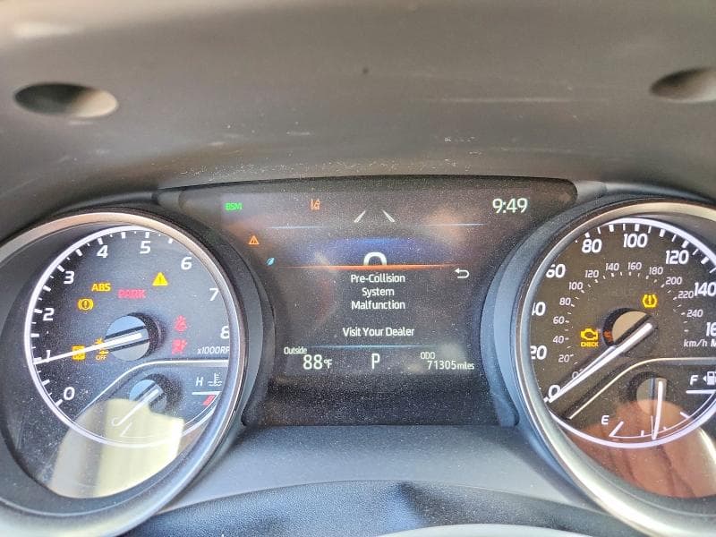 2022 TOYOTA CAMRY SE 9