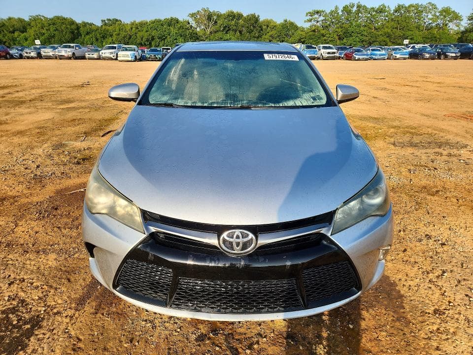 2017 TOYOTA CAMRY XSE 5