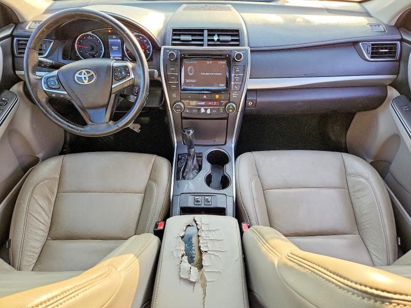 2017 TOYOTA CAMRY XSE 8