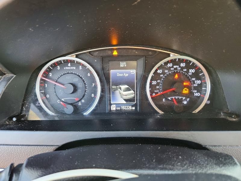 2017 TOYOTA CAMRY XSE 9