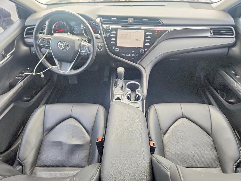 2019 TOYOTA CAMRY XSE 8
