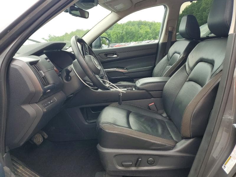 2024 NISSAN PATHFINDER SL 7