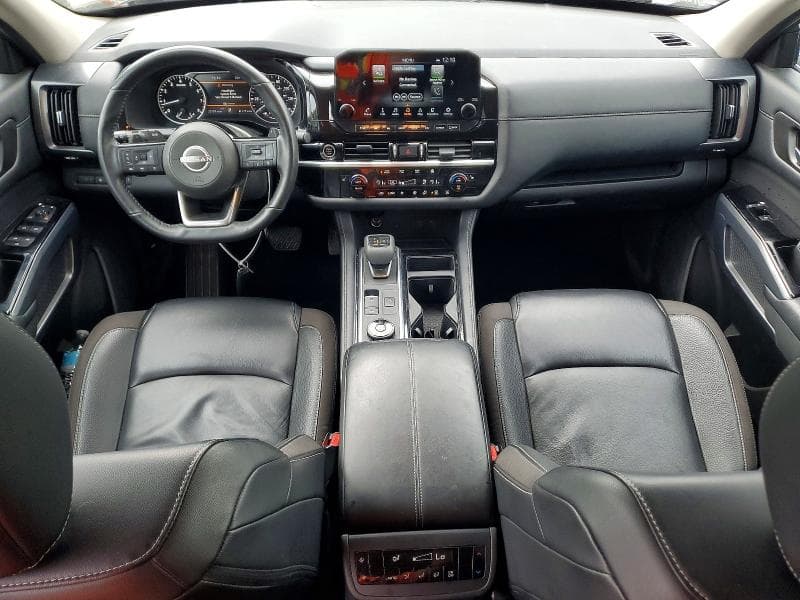 2024 NISSAN PATHFINDER SL 8