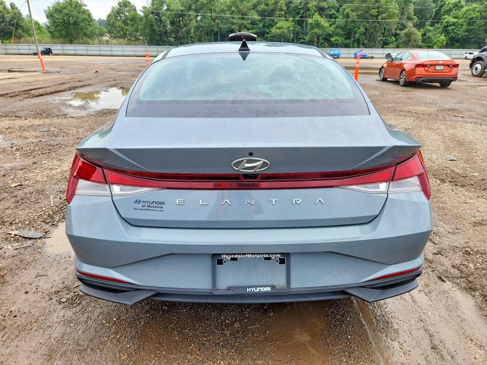 2022 HYUNDAI ELANTRA SEL 6