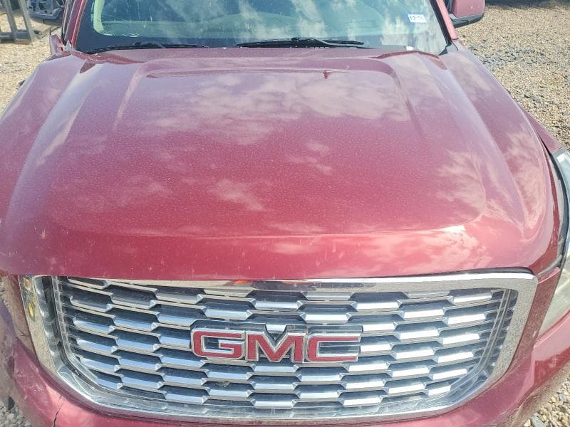 2020 GMC YUKON DENALI 12