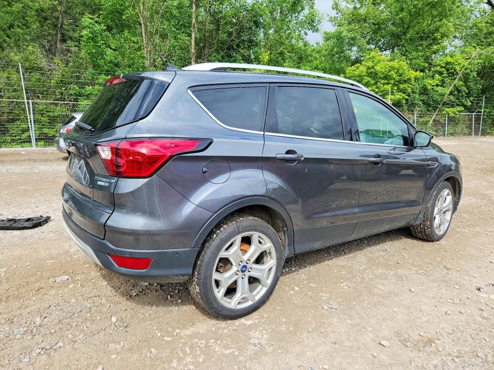 2019 FORD ESCAPE TITANIUM TITANIUM 4