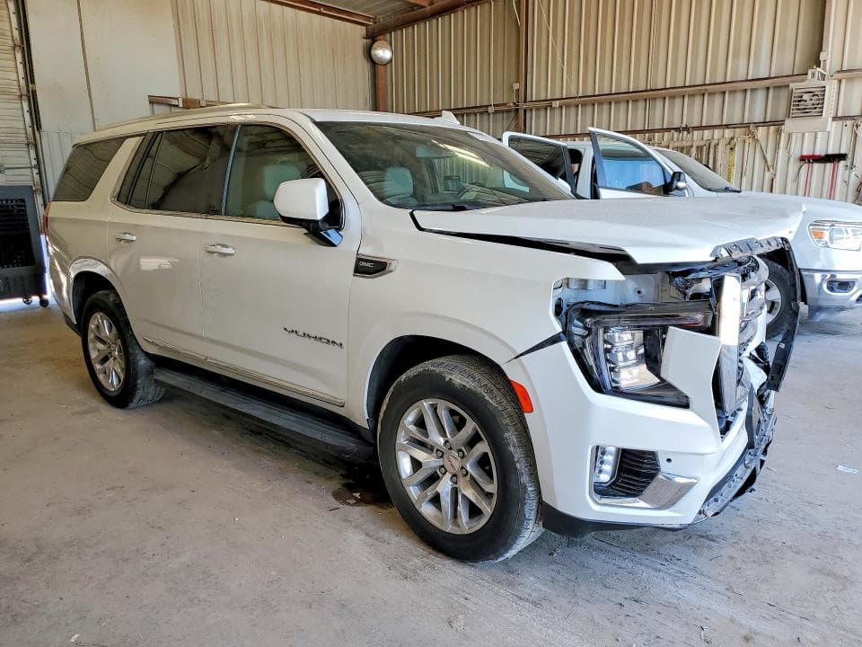 2023 GMC YUKON SLT 4