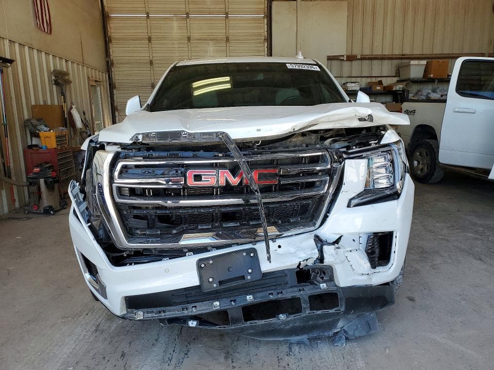 2023 GMC YUKON SLT 5