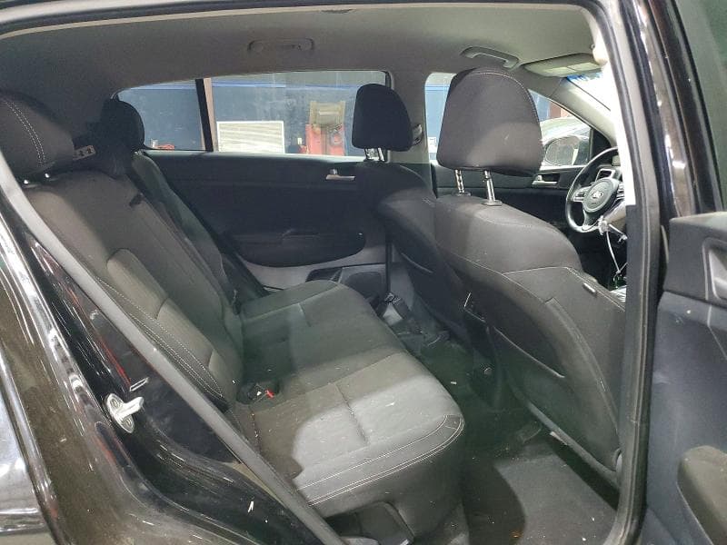 2017 KIA SPORTAGE 12