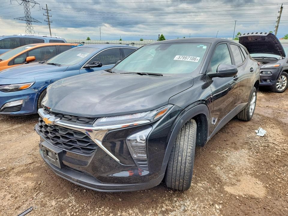 2024 CHEVROLET TRAX LS - 1