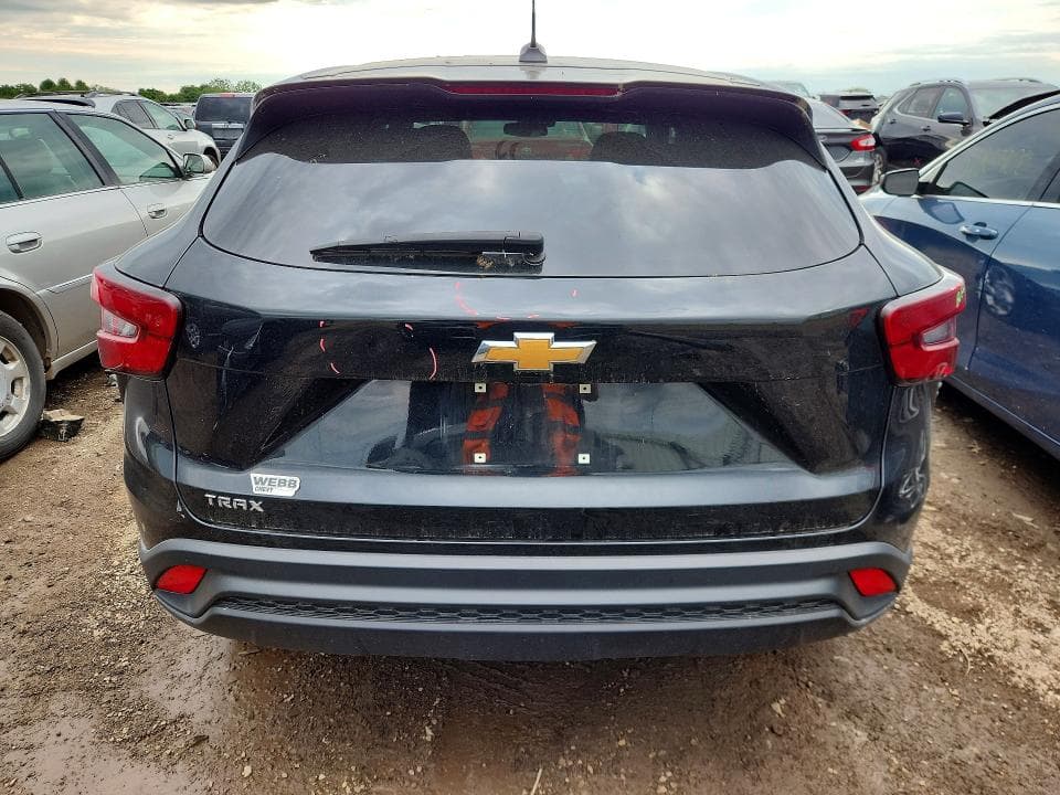 2024 CHEVROLET TRAX LS 6