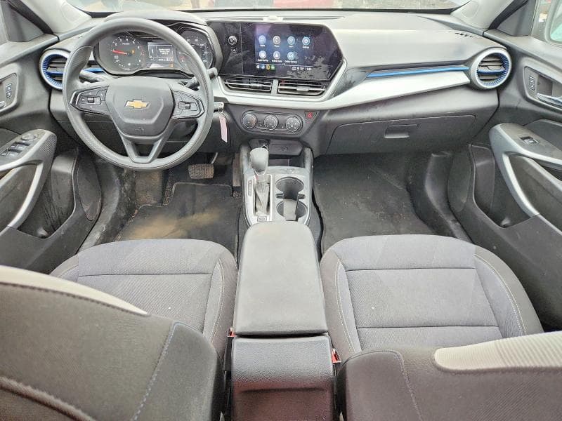 2024 CHEVROLET TRAX LS 8