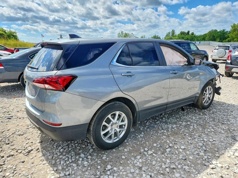 2023 CHEVROLET EQUINOX LT LT 3