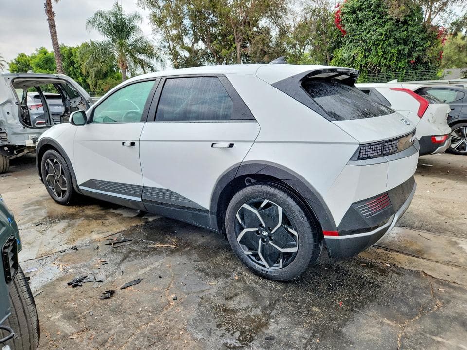 2024 HYUNDAI IONIQ 5 SEL 2