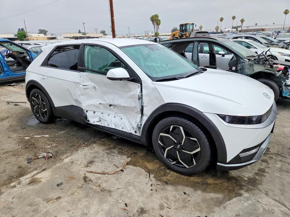 2024 HYUNDAI IONIQ 5 SEL 4
