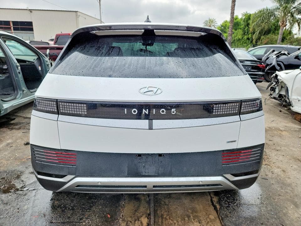 2024 HYUNDAI IONIQ 5 SEL 6