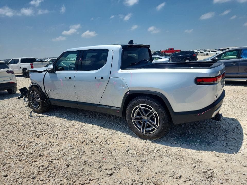 2026 RIVIAN R1T ADVENTURE 2