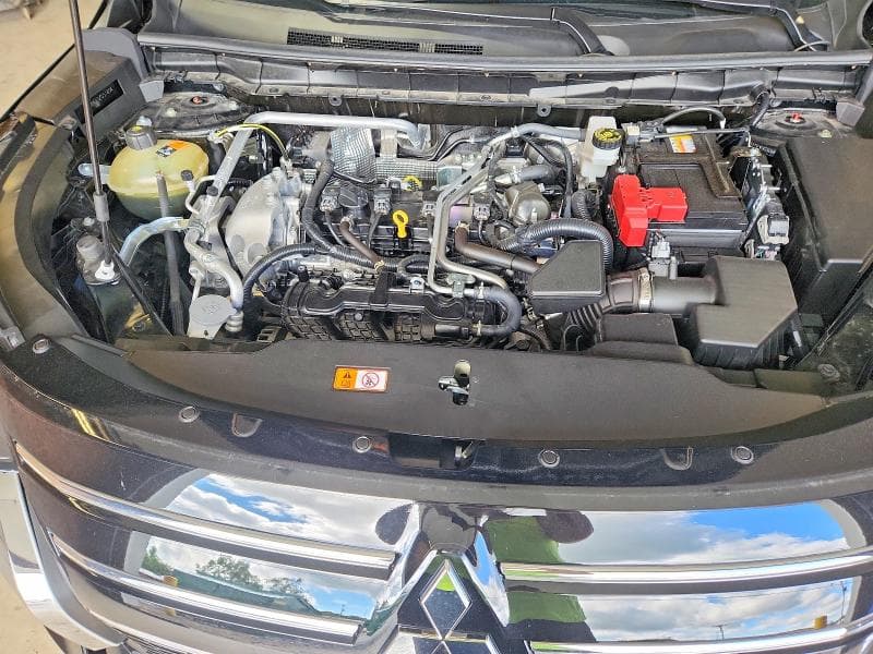 2025 MITSUBISHI OUTLANDER SE 12