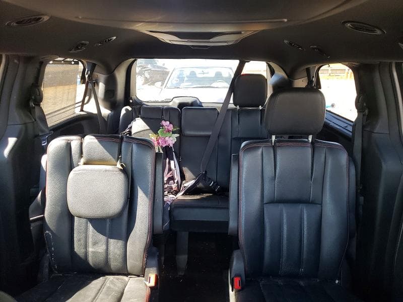 2017 DODGE GRAND CARAVAN GT 10