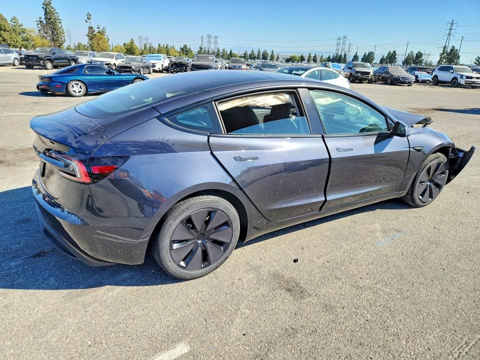 2024 TESLA MODEL 3 3
