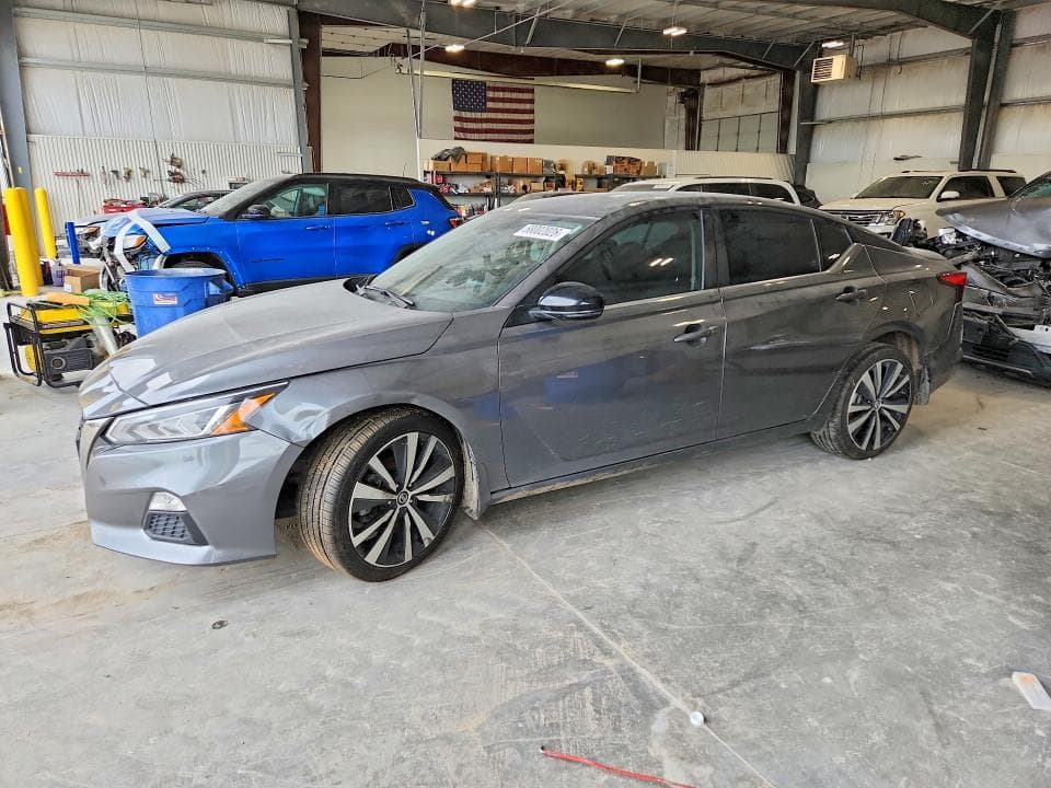 2020 NISSAN ALTIMA SR - 1