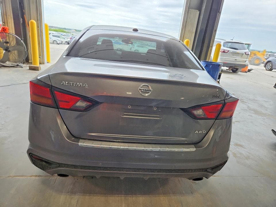 2020 NISSAN ALTIMA SR 6