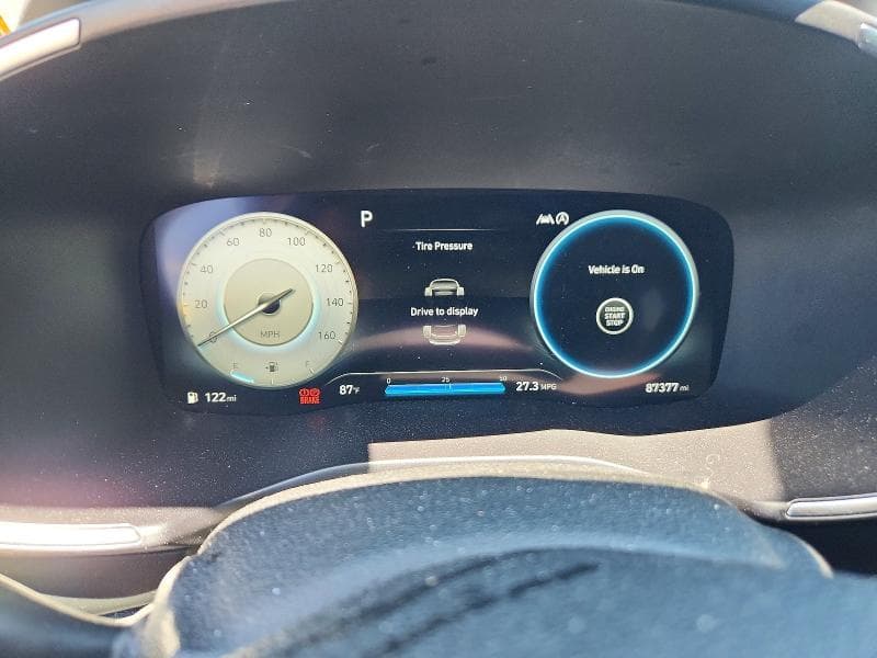 2021 HYUNDAI SANTA FE SEL 9