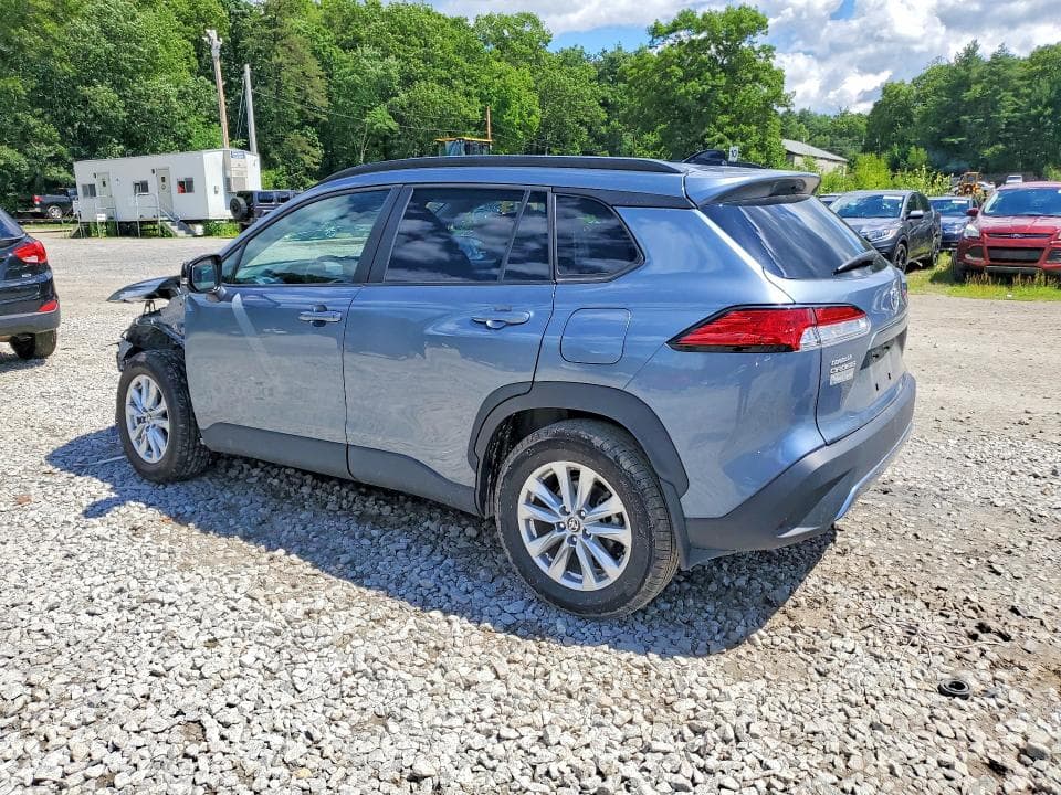 2025 TOYOTA COROLLA CROSS LE 2