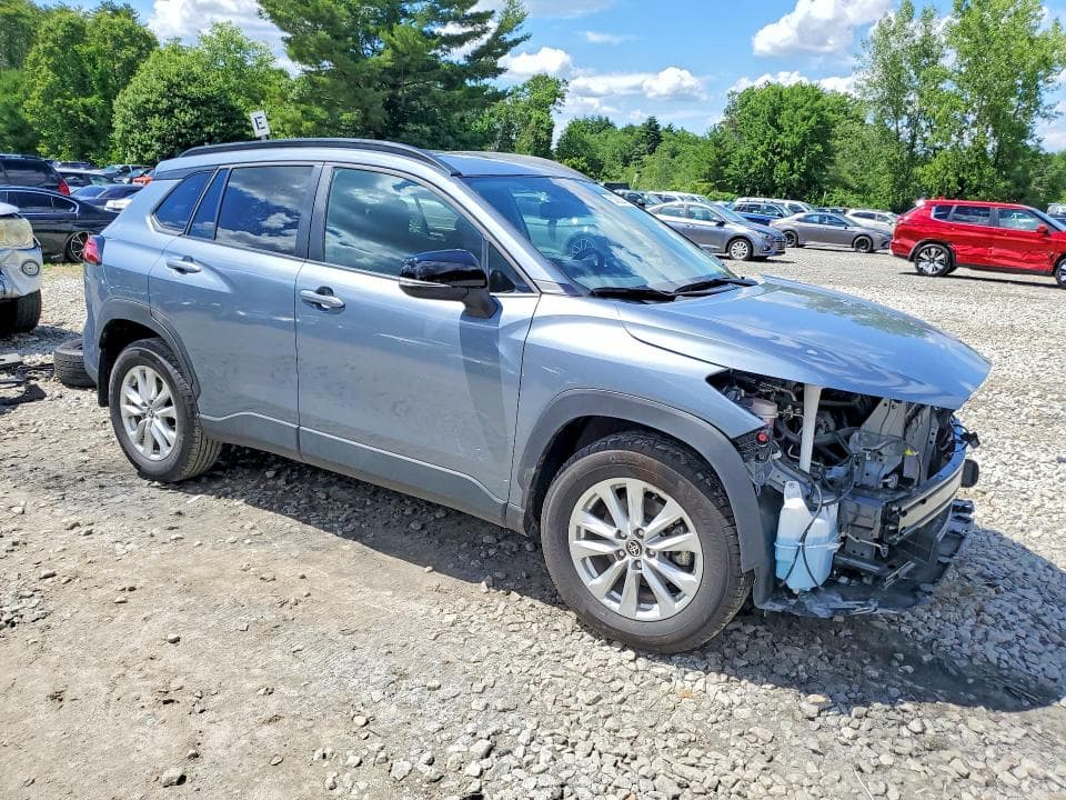 2025 TOYOTA COROLLA CROSS LE 4