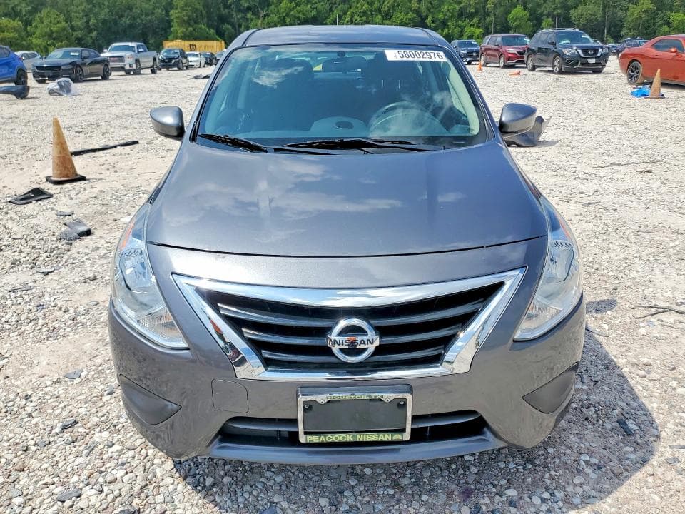 2018 NISSAN VERSA SV 5