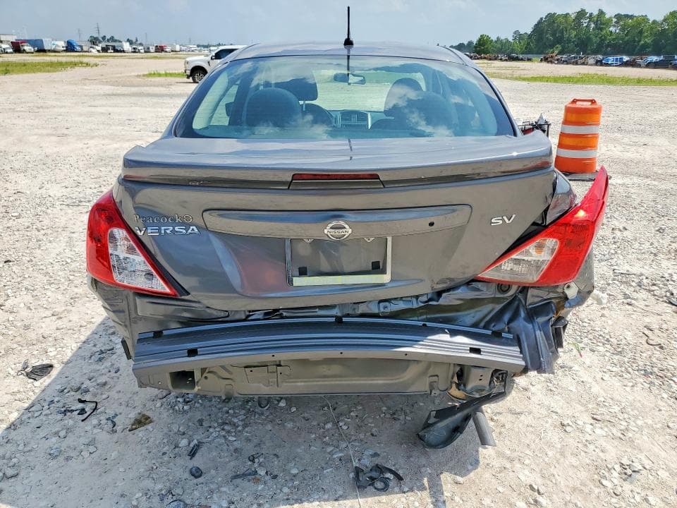 2018 NISSAN VERSA SV 6