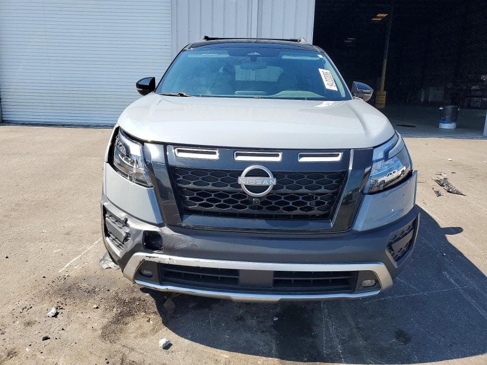 2023 NISSAN PATHFINDER SV 5